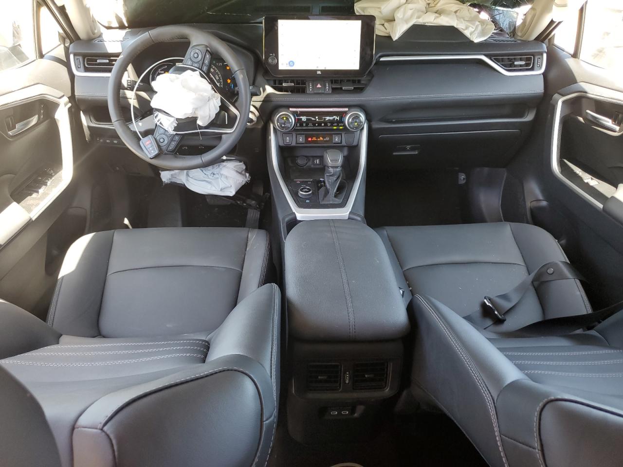 2024 Toyota Rav4 Xle Premium VIN: 2T3B6RFV8RW083006 Lot: 65147215