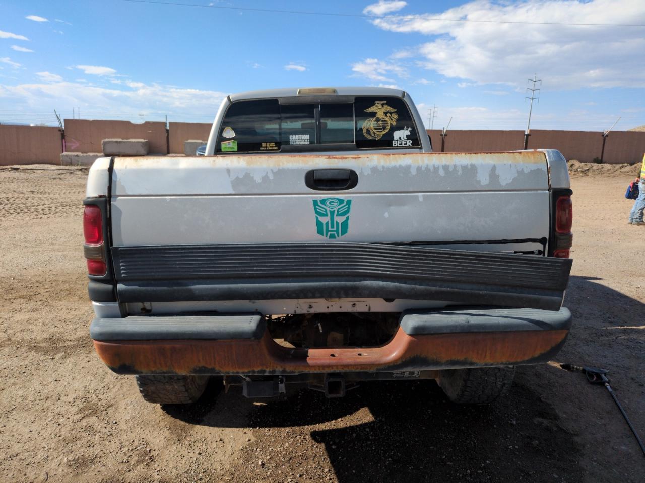 1999 Dodge Ram 2500 VIN: 1B7KF236XXJ641759 Lot: 64044285
