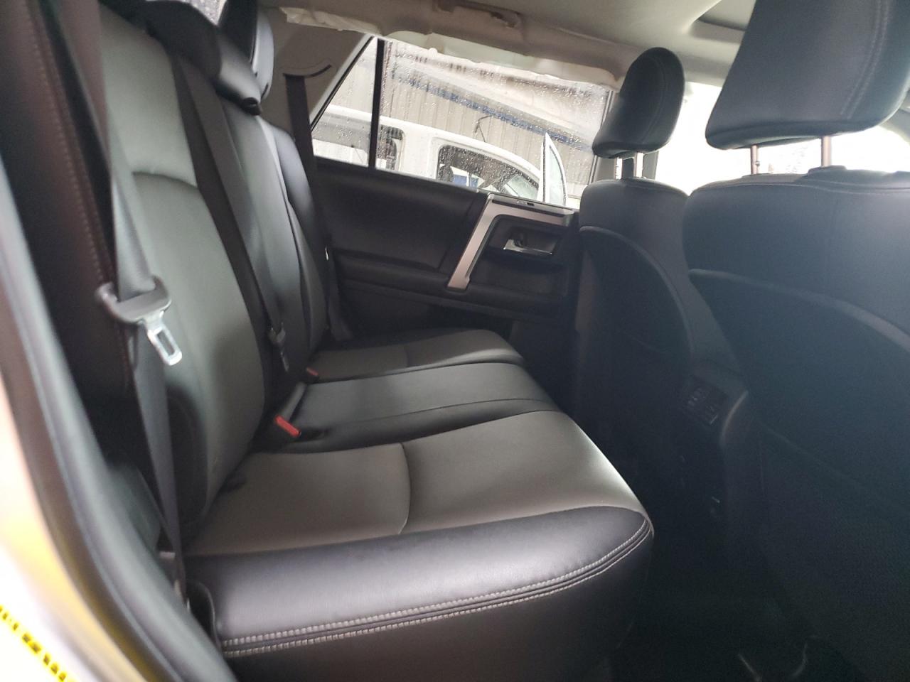 2015 Toyota 4Runner Sr5/Sr5 Premium VIN: JTEBU5JR7F5265352 Lot: 64829715