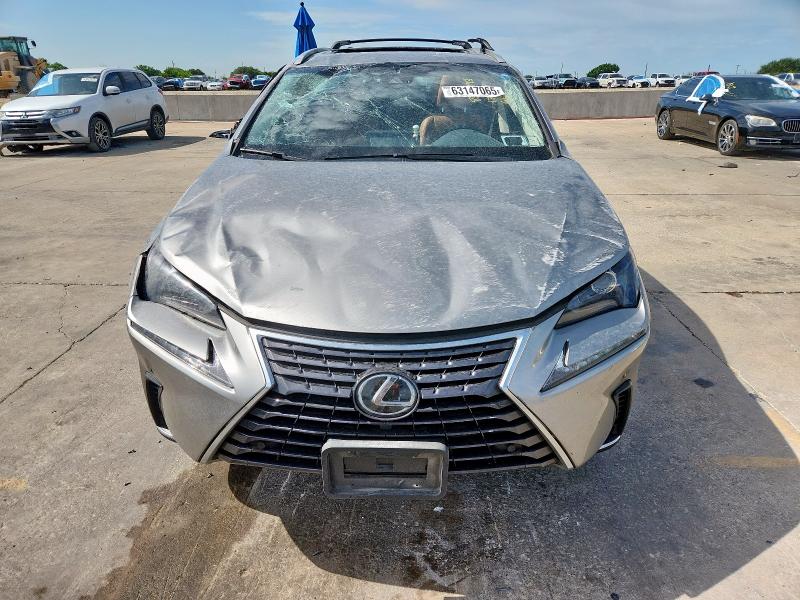  LEXUS NX 2018 Srebrny