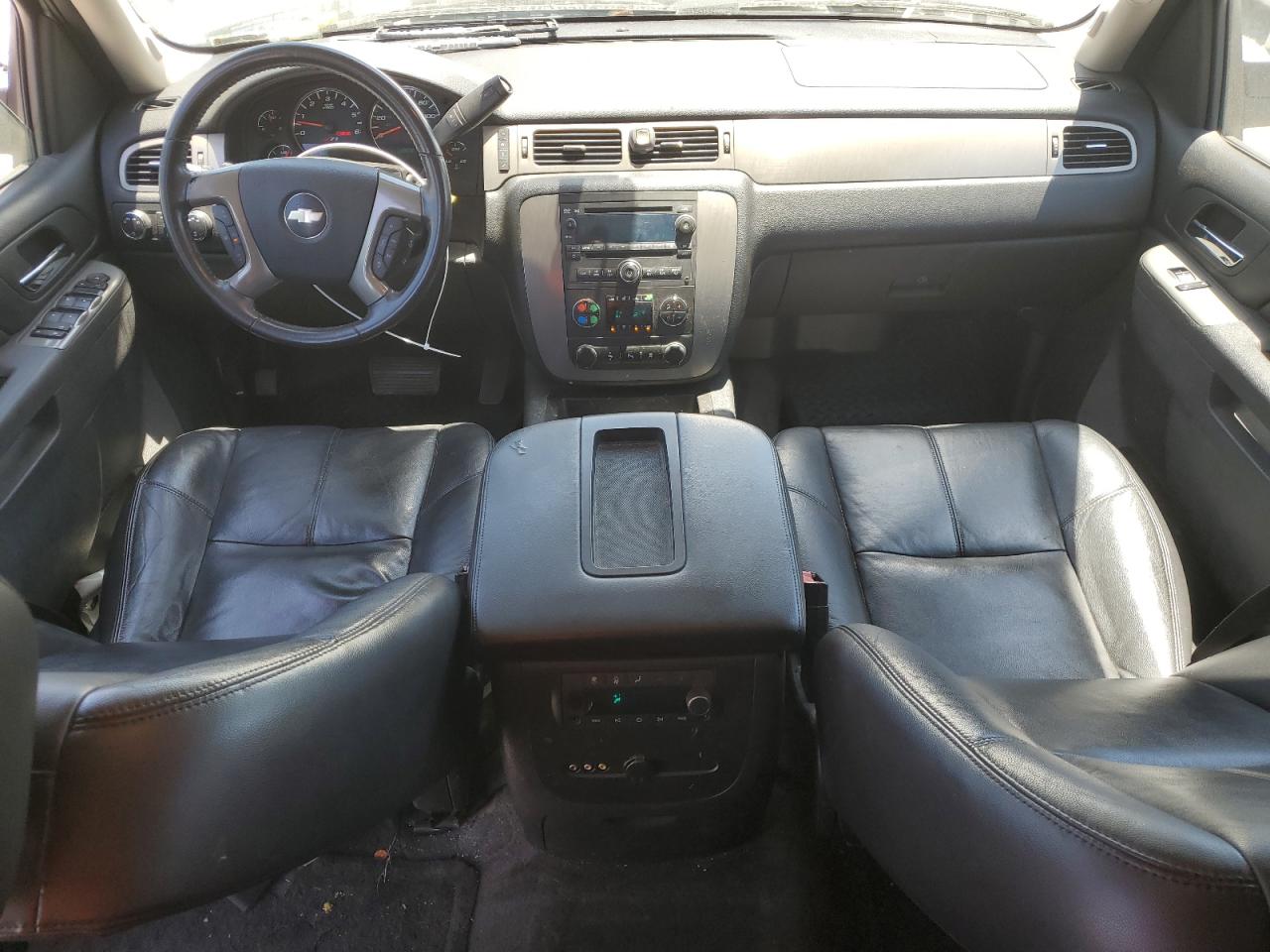 2010 Chevrolet Suburban K1500 Lt VIN: 1GNUKJE3XAR177342 Lot: 63342065