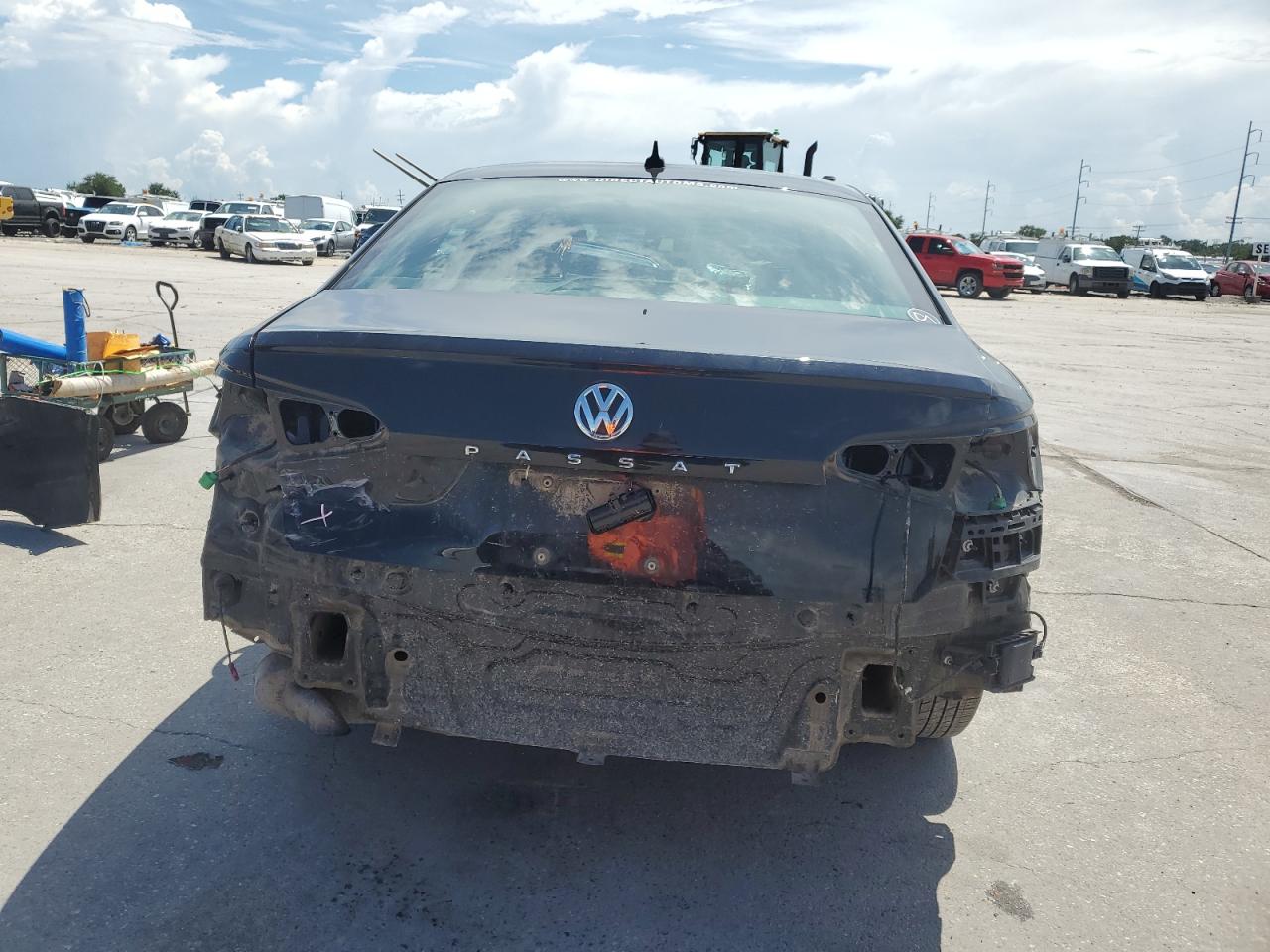2020 Volkswagen Passat Se VIN: 1VWSA7A32LC019169 Lot: 64189685