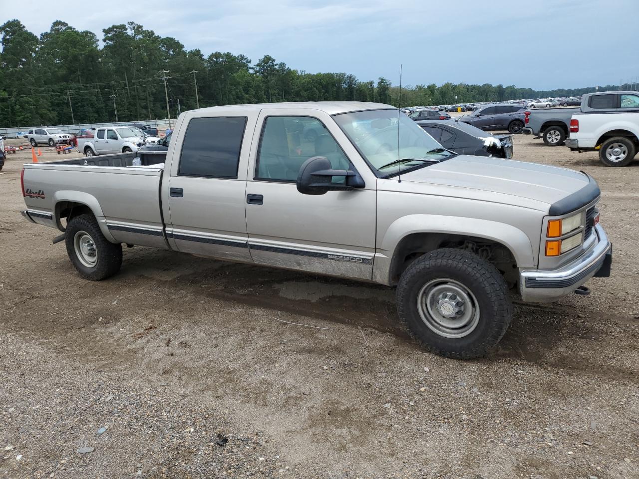 1gthk33j4xf014624 1GTHK33J4XF014624 1999 GMC Sierra K3500