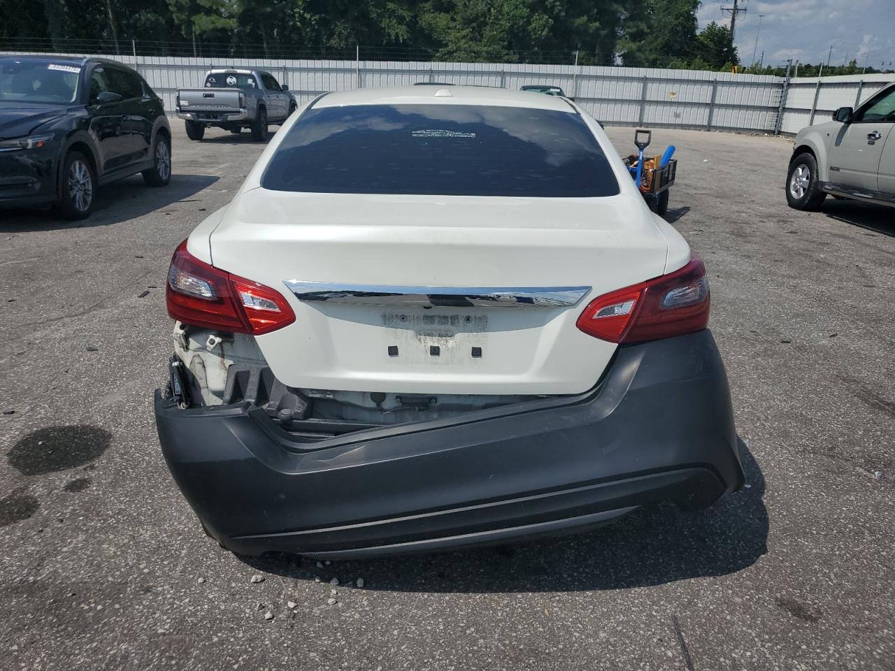 2017 Nissan Altima 2.5 VIN: 1N4AL3AP5HC120627 Lot: 64815075