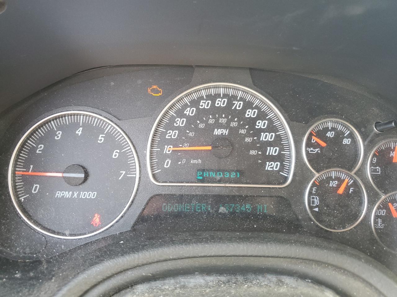 2005 GMC Envoy VIN: 1GKDT13S452263104 Lot: 64104875