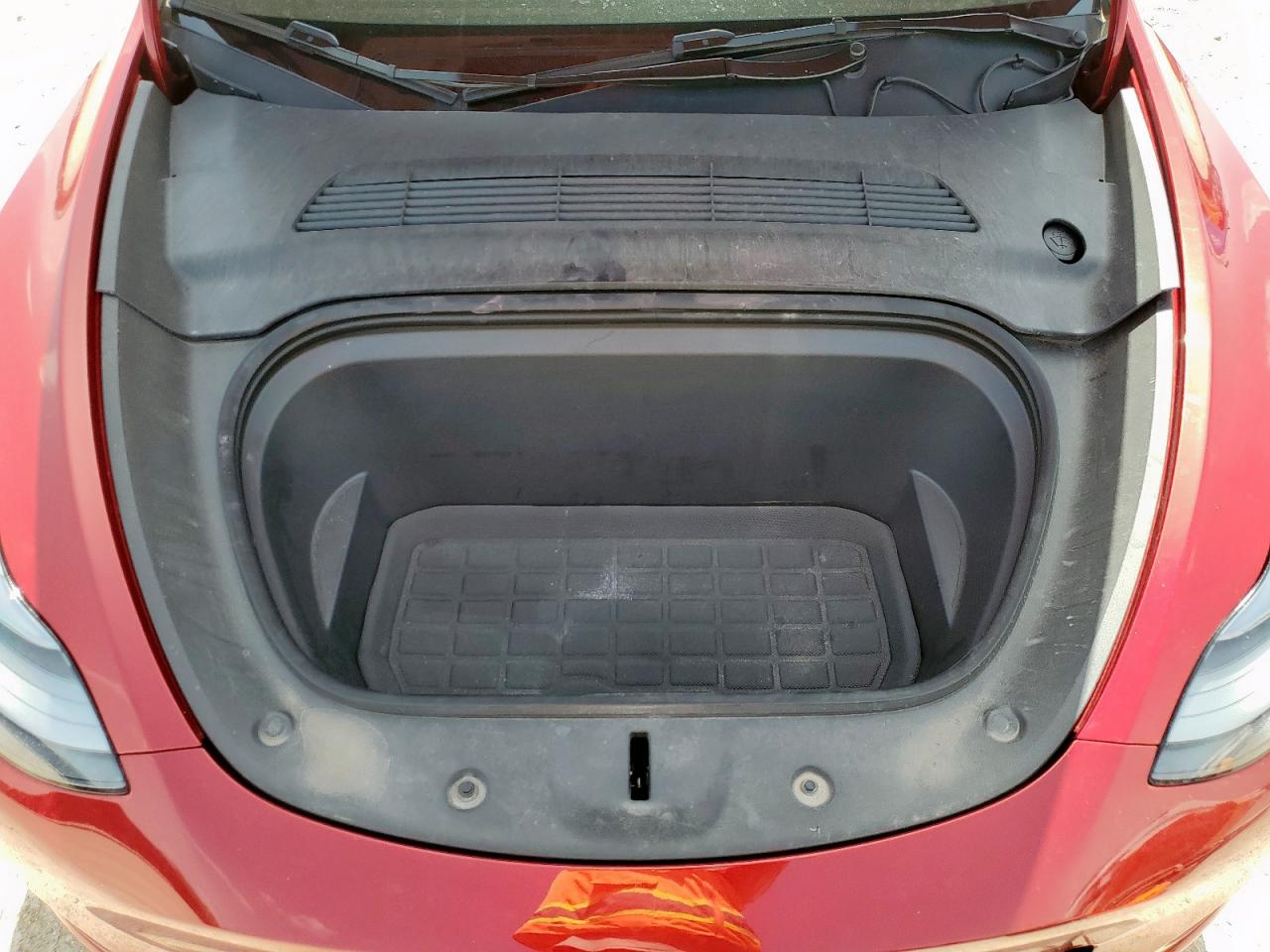 2024 Tesla Model Y VIN: 7SAYGAEE8RF011466 Lot: 63335145