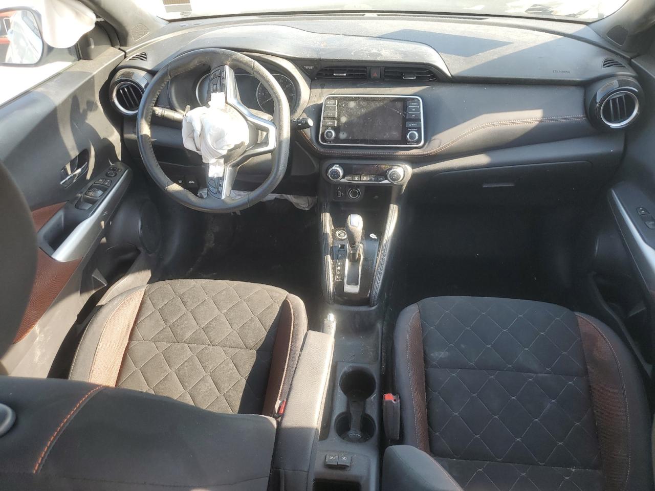 2019 Nissan Kicks S VIN: 3N1CP5CU1KL543953 Lot: 62689225