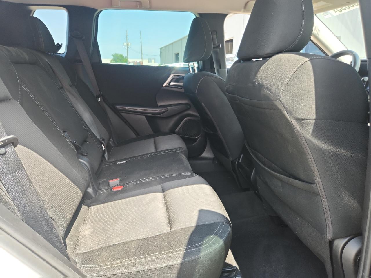 2023 Mitsubishi Outlander Es VIN: JA4J3TA89PZ008728 Lot: 64230095