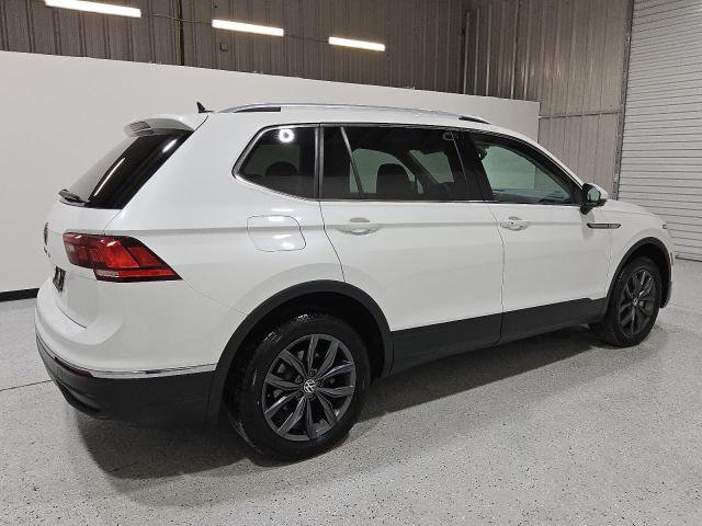  VOLKSWAGEN TIGUAN 2023 Белы