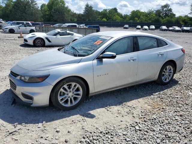 Sedans CHEVROLET MALIBU 2017 Srebrny