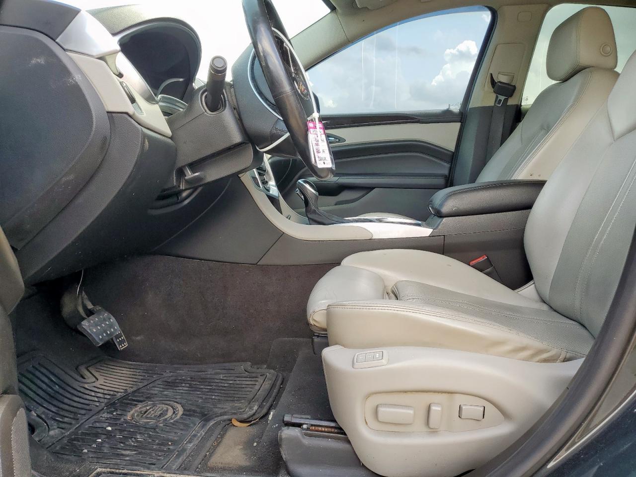 2015 Cadillac Srx Luxury Collection VIN: 3GYFNEE30FS551939 Lot: 62927435