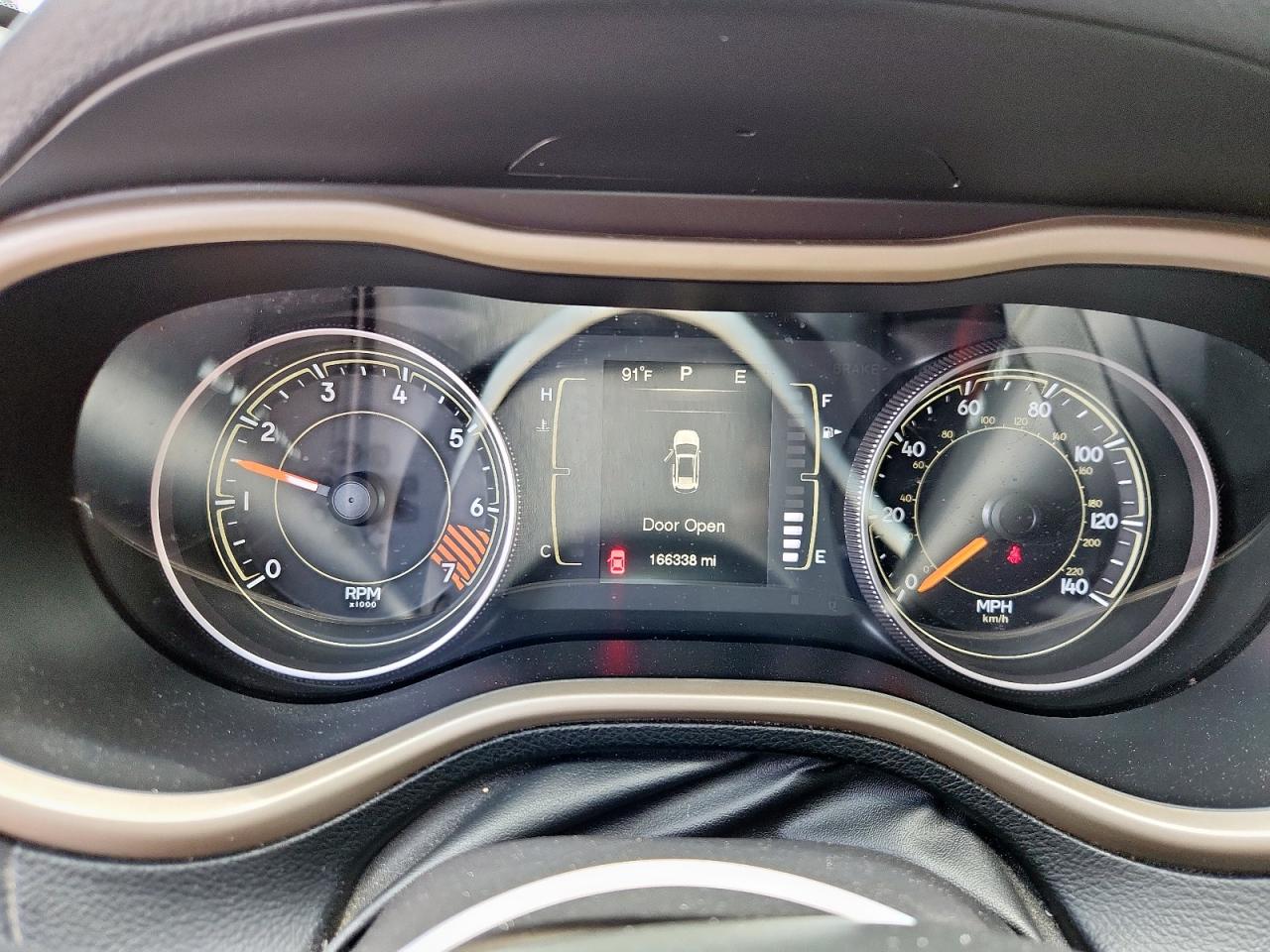 2015 Jeep Cherokee Latitude VIN: 1C4PJLCB3FW721493 Lot: 63034055