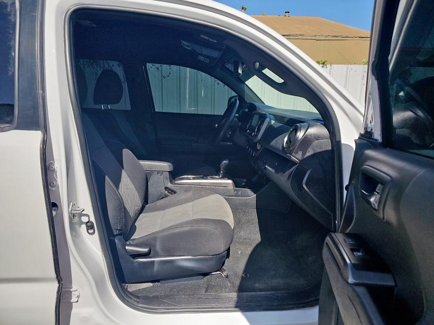  TOYOTA TACOMA 2023 White