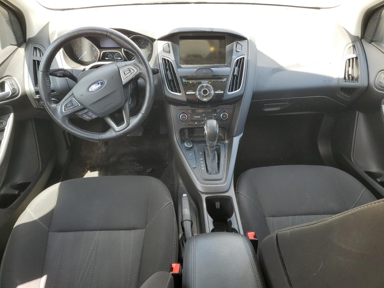 2017 Ford Focus Sel VIN: 1FADP3M21HL270526 Lot: 65246325