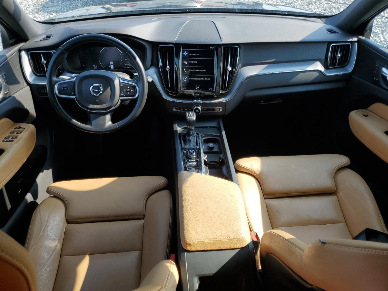 2019 Volvo Xc60 T5 Momentum VIN: LYV102DK8KB192432 Lot: 64134205