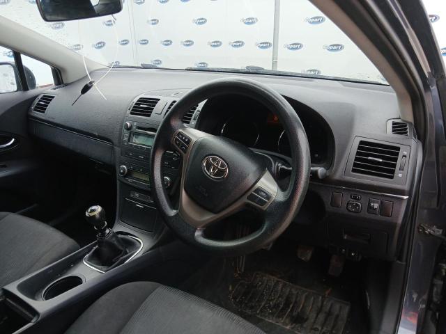 2009 TOYOTA AVENSIS T2