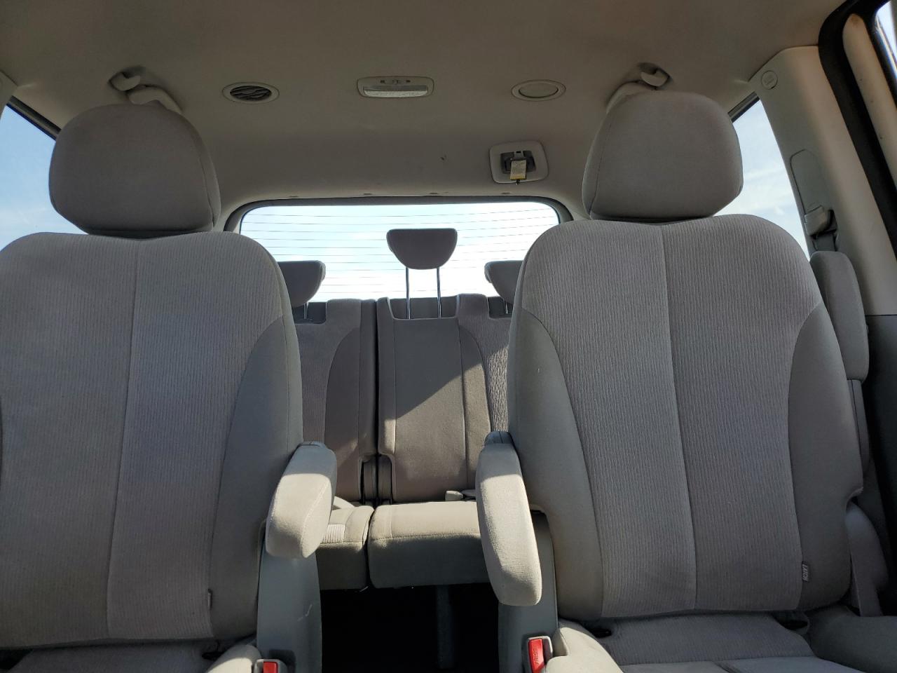 2014 Kia Sedona Lx VIN: KNDMG4C74E6547015 Lot: 64935125