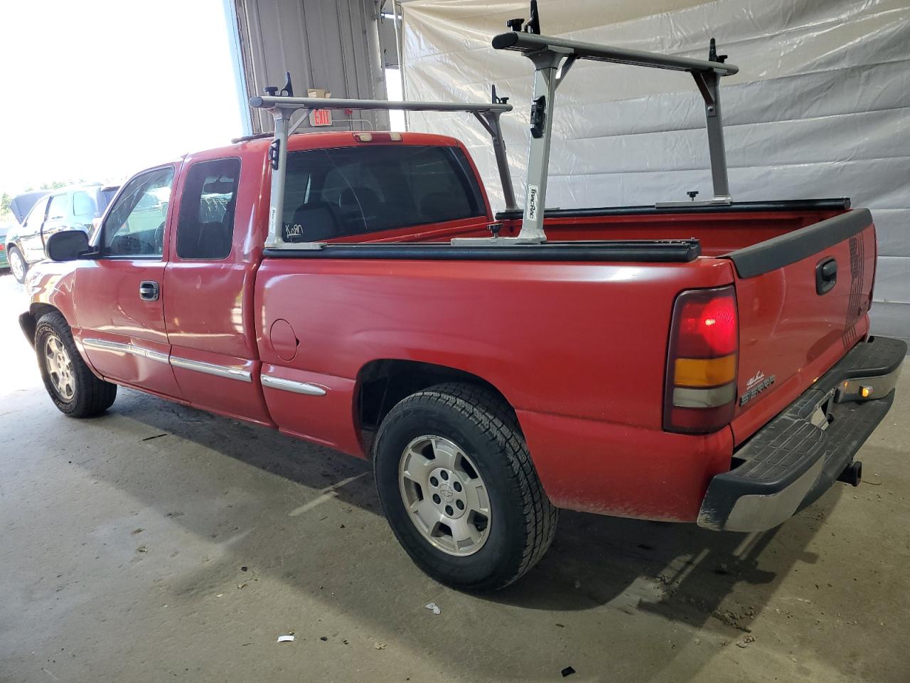 2000 GMC New Sierra C1500 red pickup gas 1GTEC19T9YZ153936 photo #3