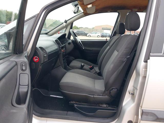 2004 VAUXHALL ZAFIRA 16V CLUB 