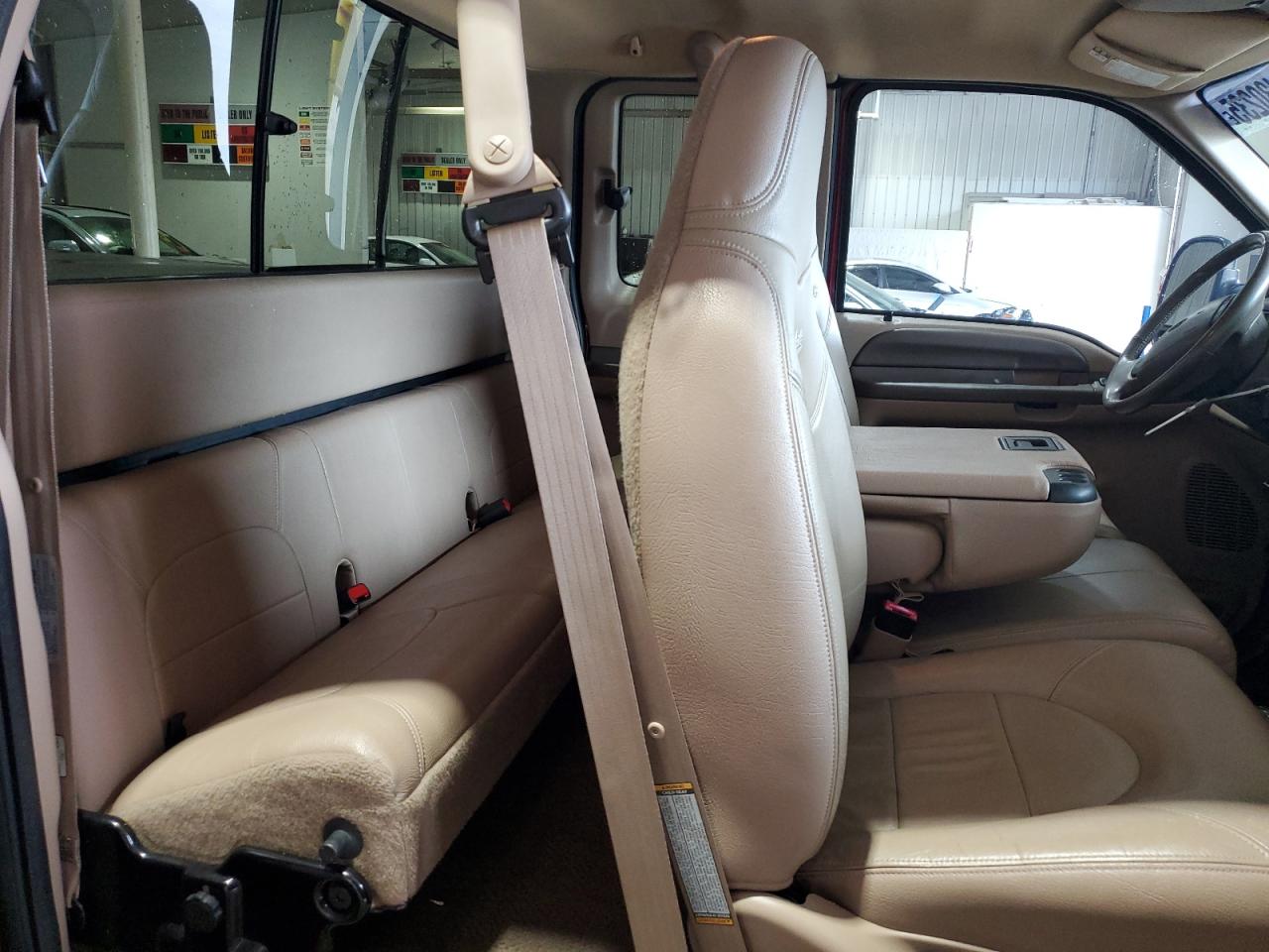 1999 Ford F250 Super Duty VIN: 1FTNX21S1XEE70080 Lot: 64430235