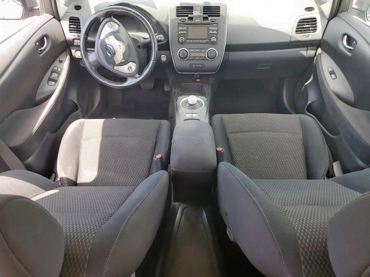 2015 Nissan Leaf S VIN: 1N4AZ0CP5FC307325 Lot: 65043855