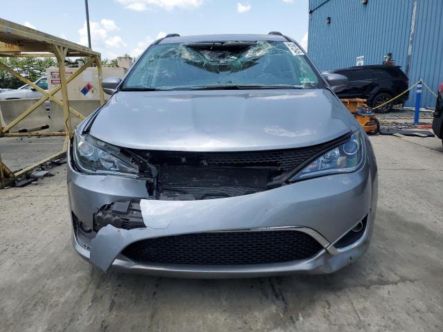  CHRYSLER PACIFICA 2017 Srebrny