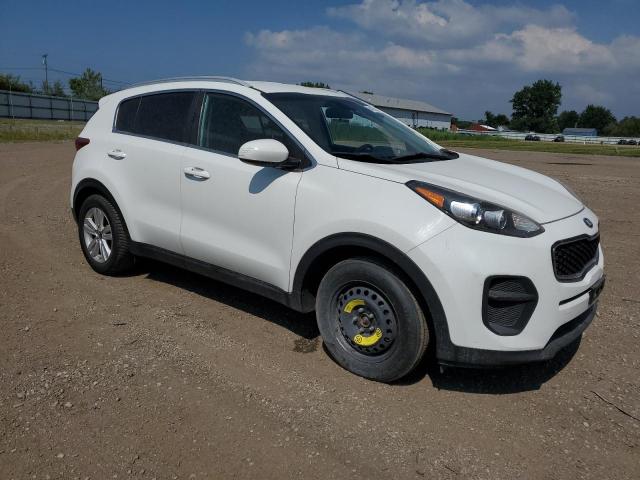 KIA SPORTAGE 2017 Белы