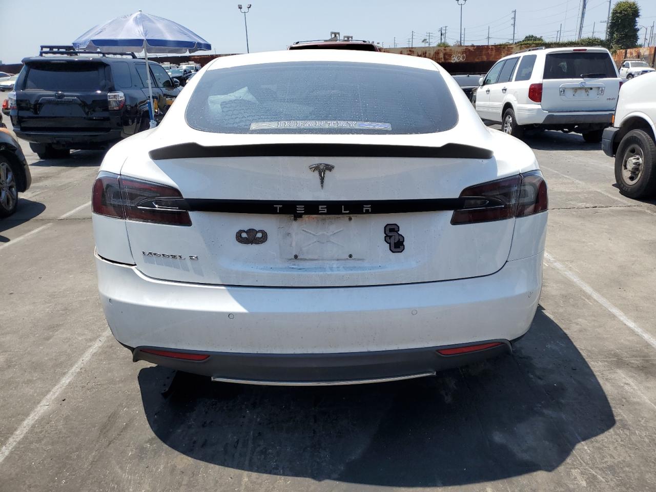 2016 Tesla Model S VIN: 5YJSA1E17GF136246 Lot: 65090445