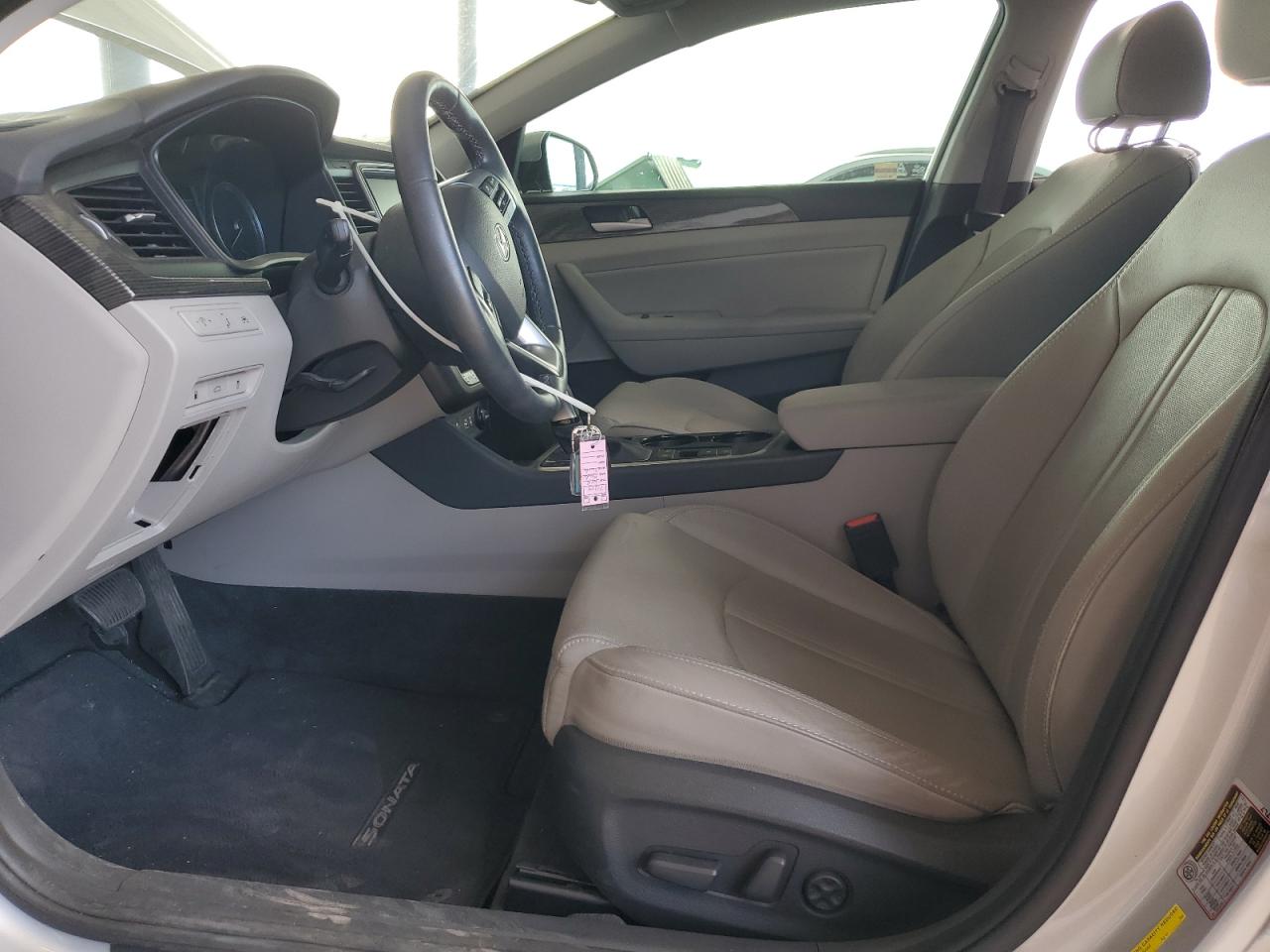 2018 Hyundai Sonata Sport VIN: 5NPE34AF3JH696347 Lot: 65017435