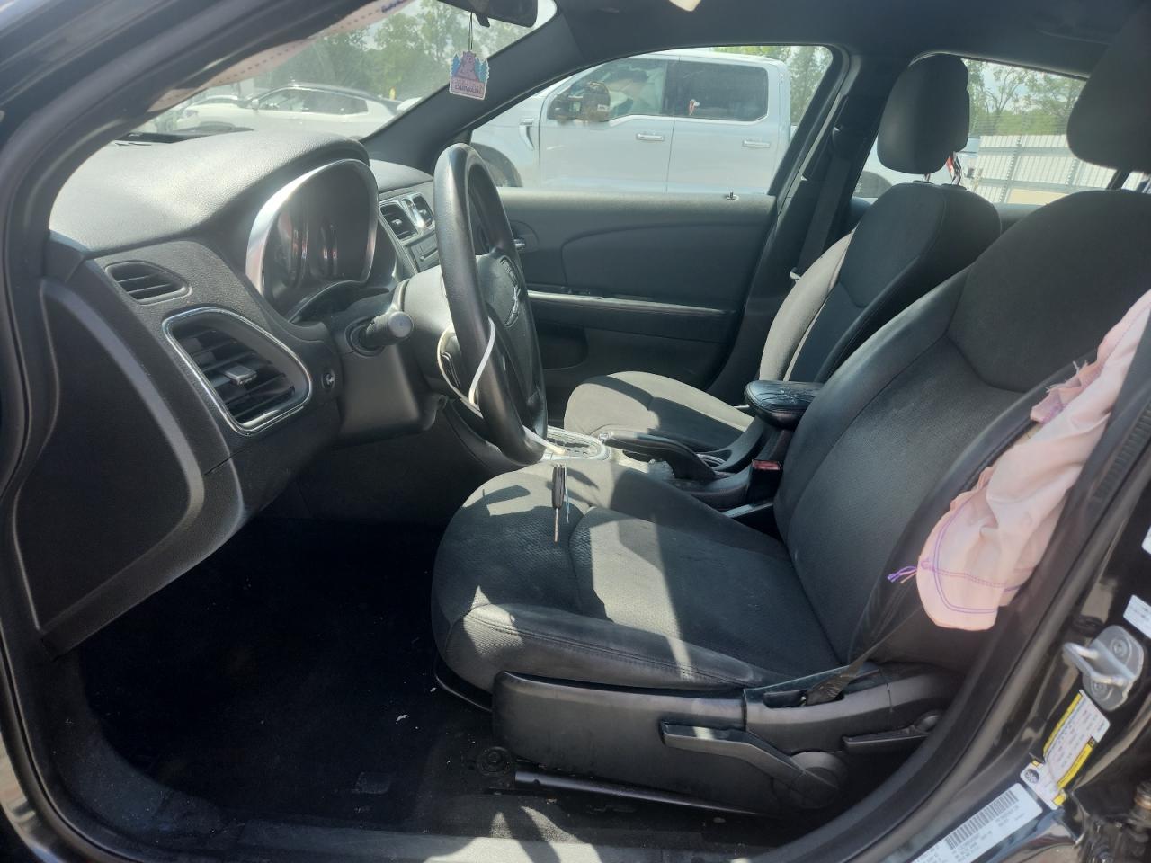 2012 Chrysler 200 Lx VIN: 1C3CCBAB9CN256827 Lot: 65160125