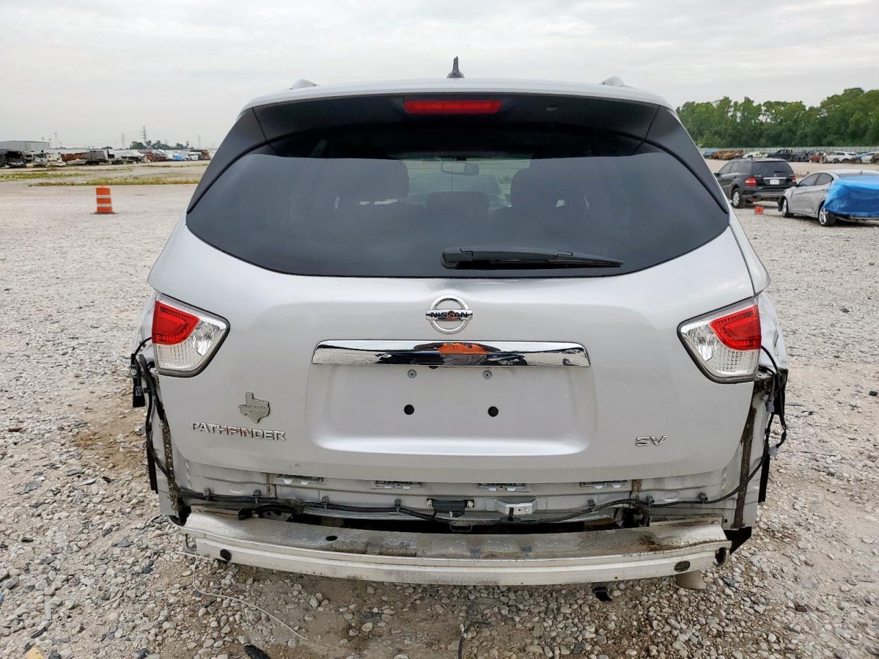 2015 Nissan Pathfinder S VIN: 5N1AR2MN4FC615844 Lot: 65325635