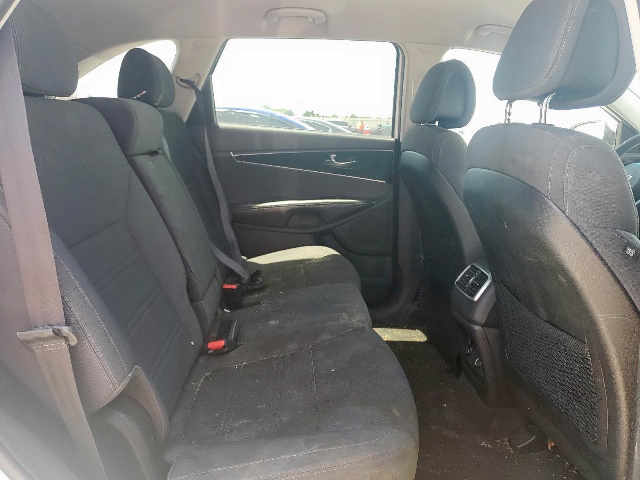 2016 Kia Sorento Lx VIN: 5XYPGDA57GG180495 Lot: 65474465