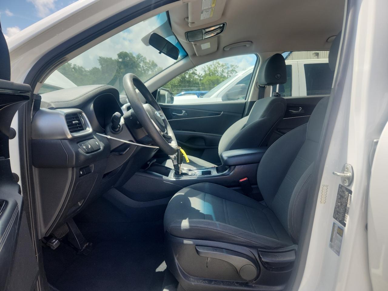 2020 Kia Sorento L VIN: 5XYPG4A35LG711220 Lot: 64962005