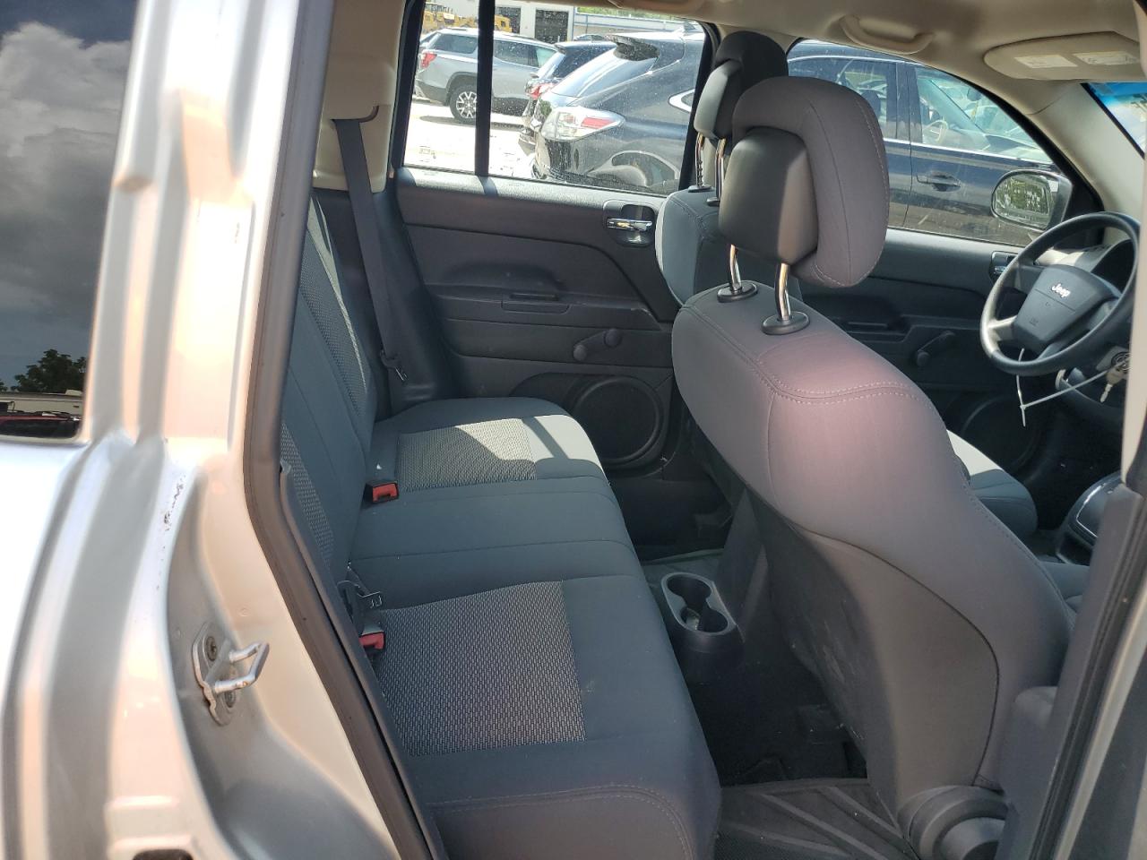 2010 Jeep Compass Sport VIN: 1J4NF4FB4AD656680 Lot: 64744405