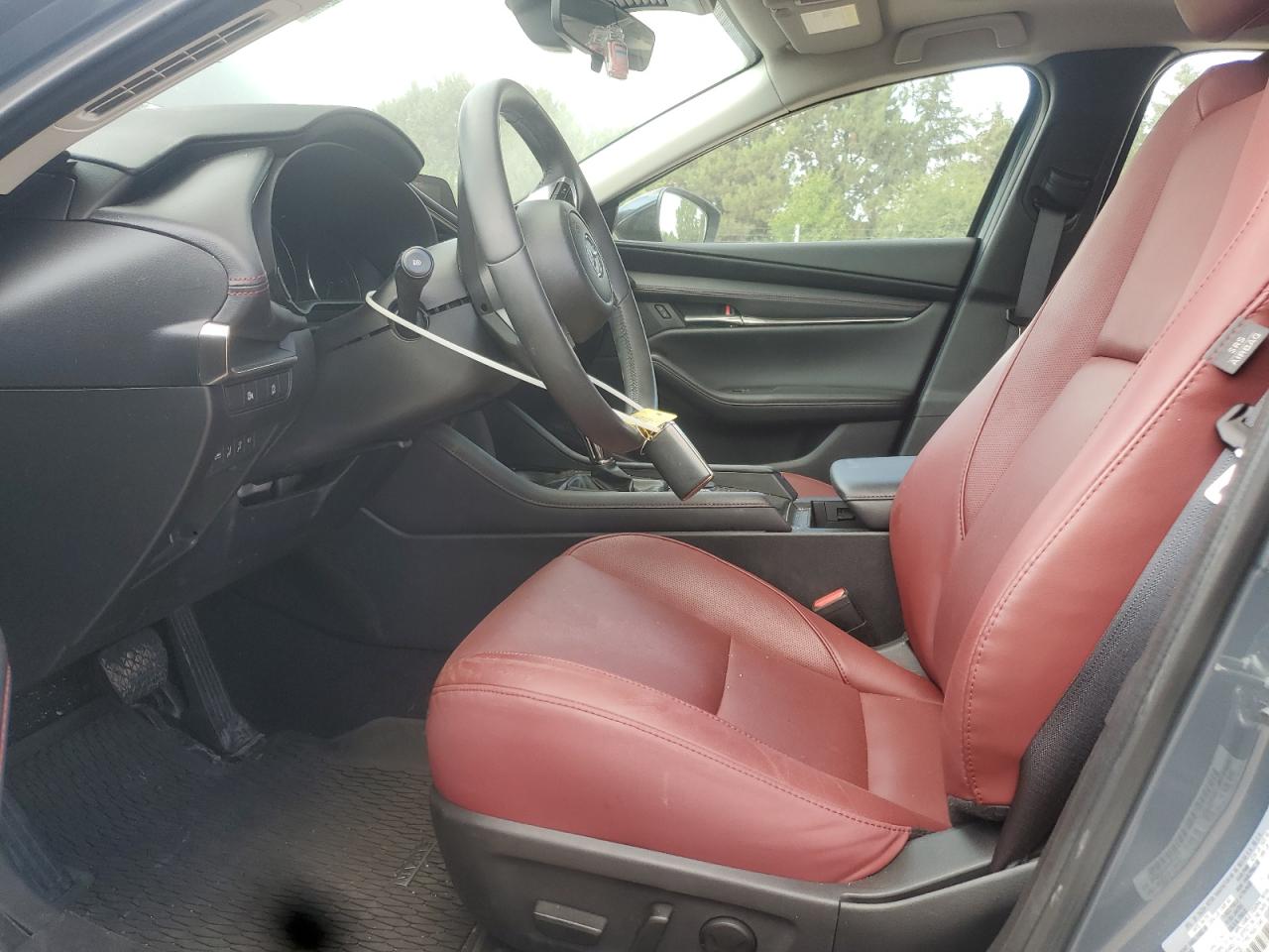 2024 Mazda 3 Preferred VIN: 3MZBPBCMXRM421908 Lot: 64221465