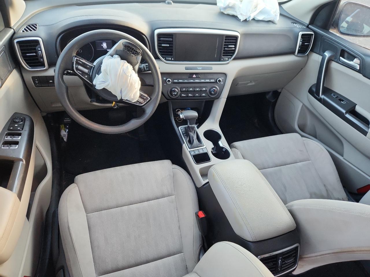 2020 Kia Sportage Lx VIN: KNDPMCACXL7716753 Lot: 64132275