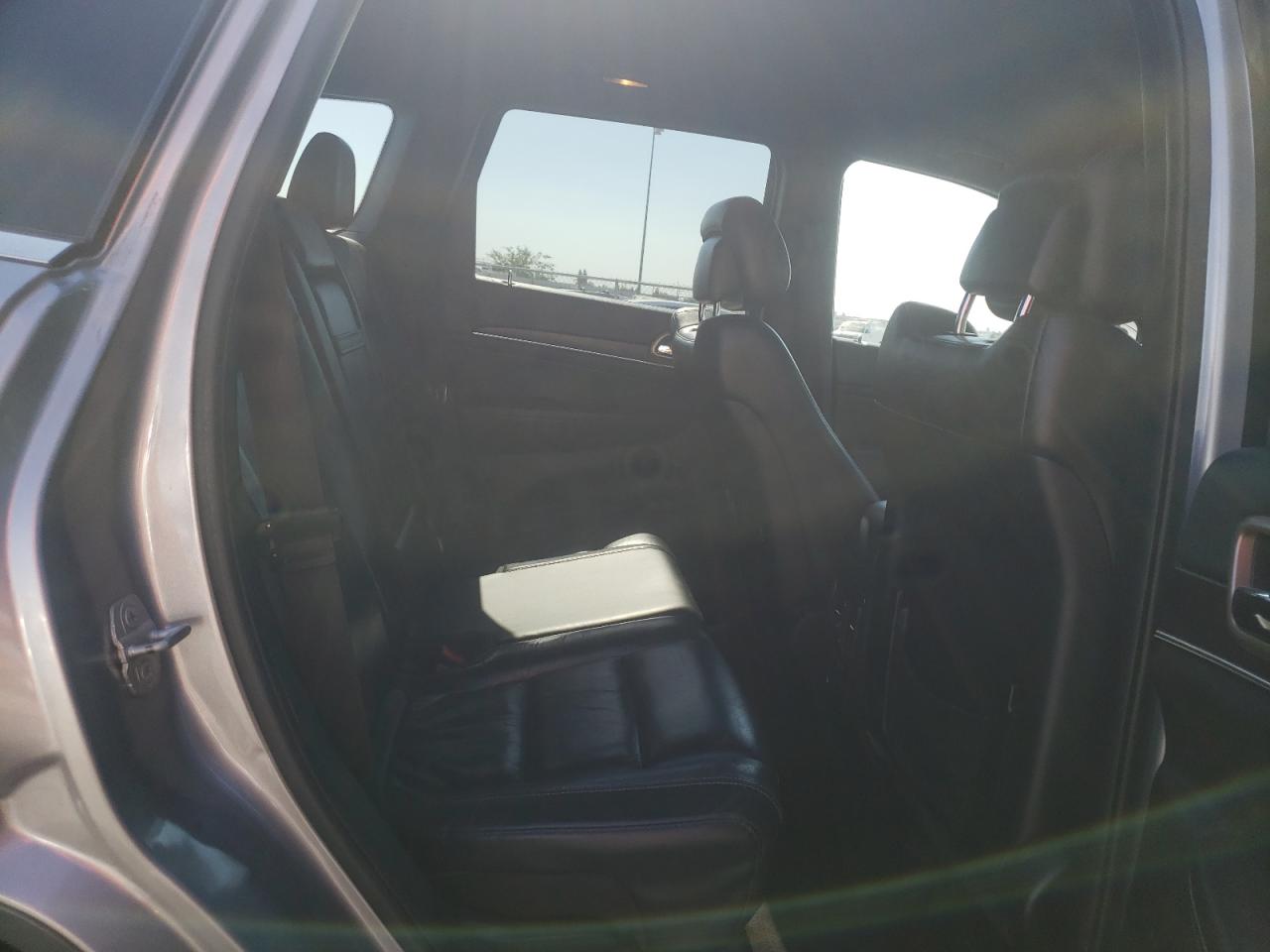 2014 Jeep Grand Cherokee Limited VIN: 1C4RJEBG5EC573087 Lot: 63610625