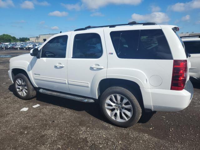 Parquets CHEVROLET TAHOE 2012 Biały