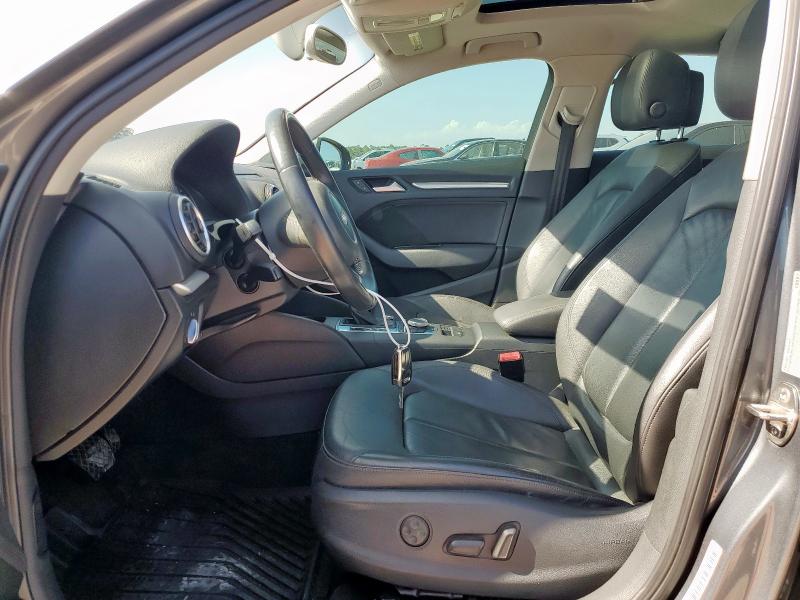 Sedans AUDI A3 2015 Szary