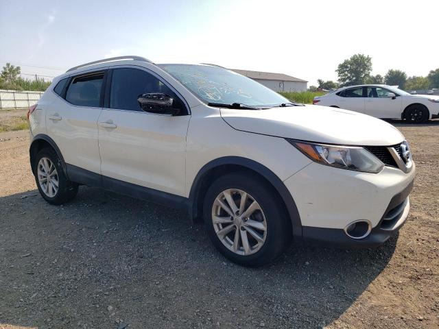  NISSAN ROGUE 2017 White