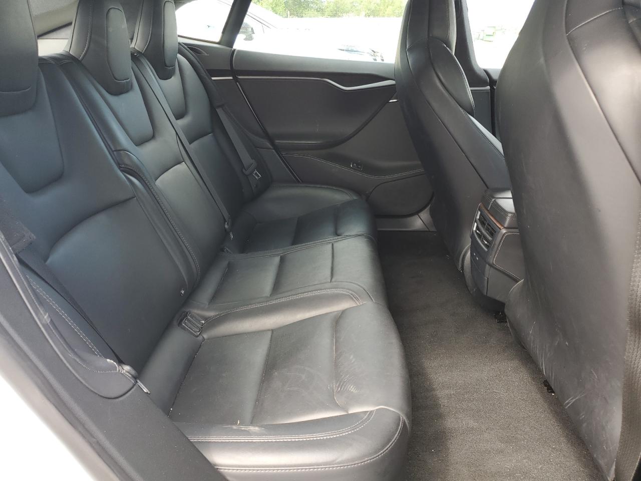 2018 Tesla Model S VIN: 5YJSA1E28JF297091 Lot: 64700485