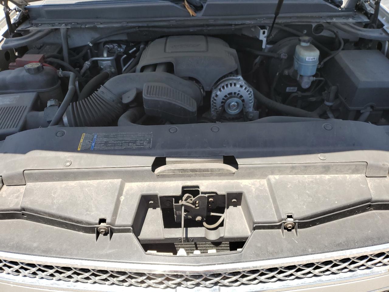 2010 Chevrolet Suburban K1500 Lt VIN: 1GNUKJE3XAR177342 Lot: 63342065