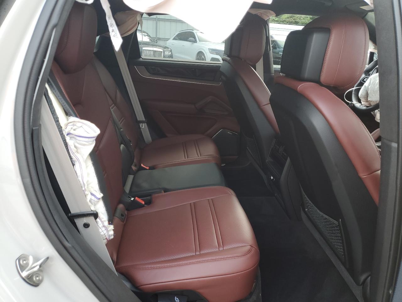 2024 Porsche Cayenne VIN: WP1AA2AY2RDA05772 Lot: 64984095