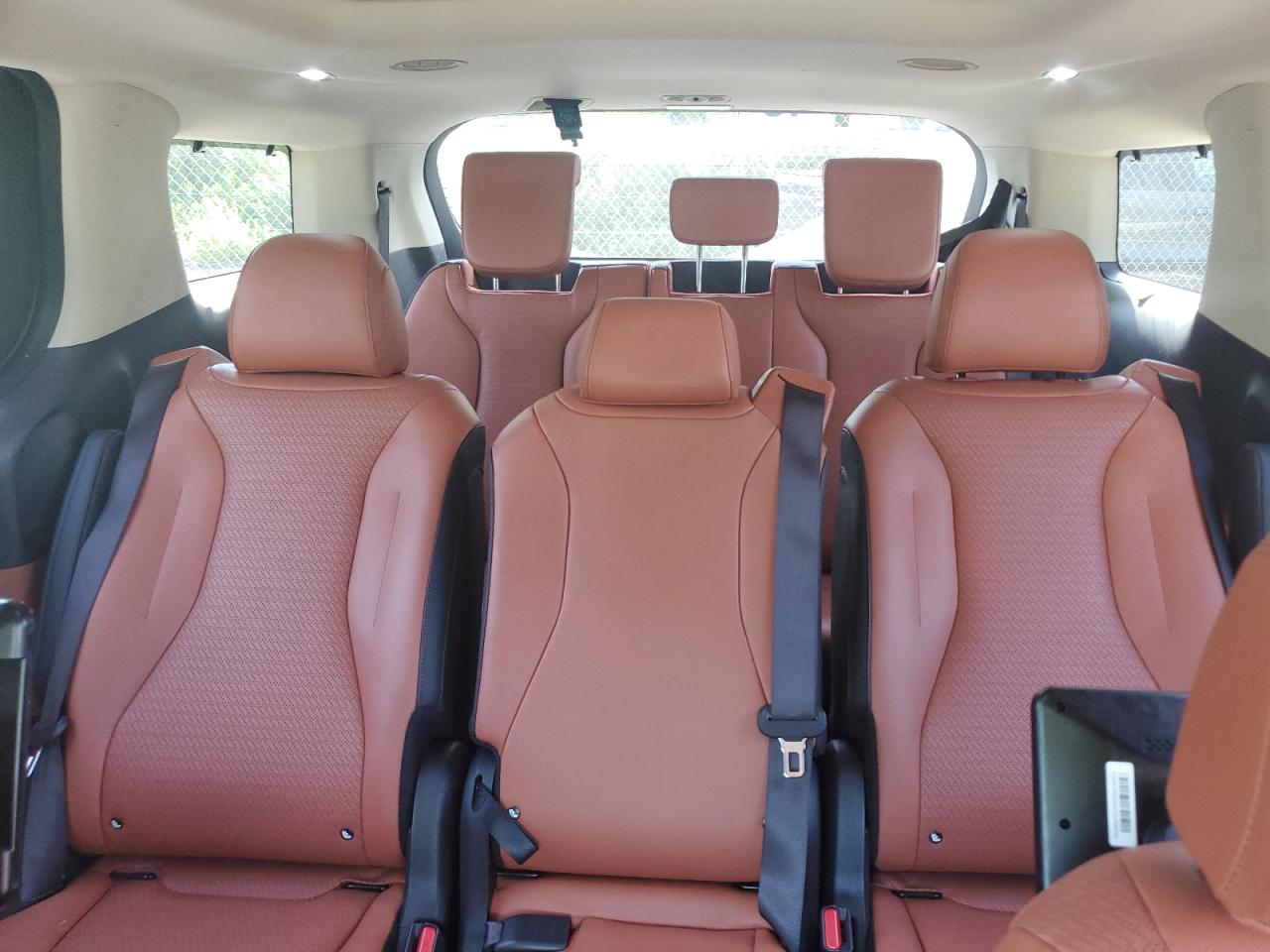 2024 Kia Carnival Sx VIN: KNDNE5H33R6373773 Lot: 63478265