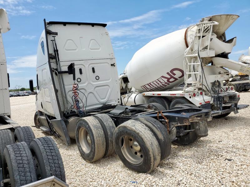 2019 FREIGHTLINER CASCADIA 126   