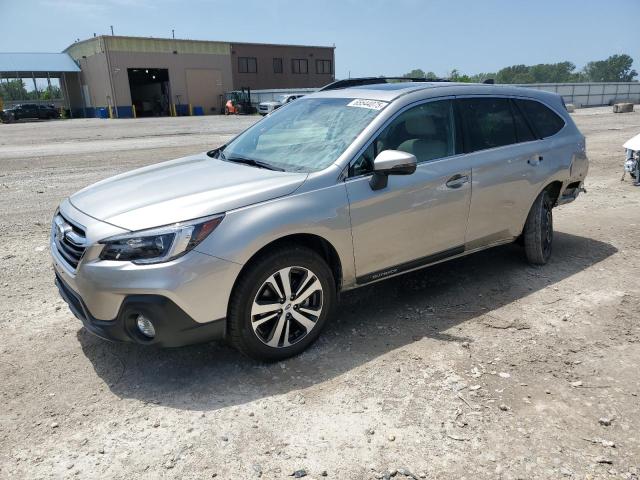  SUBARU OUTBACK 2018 Srebrny