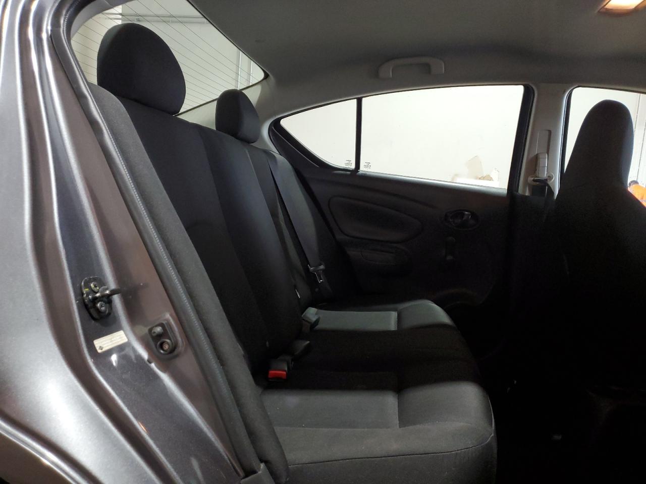 2016 Nissan Versa S VIN: 3N1CN7AP7GL913826 Lot: 62987695
