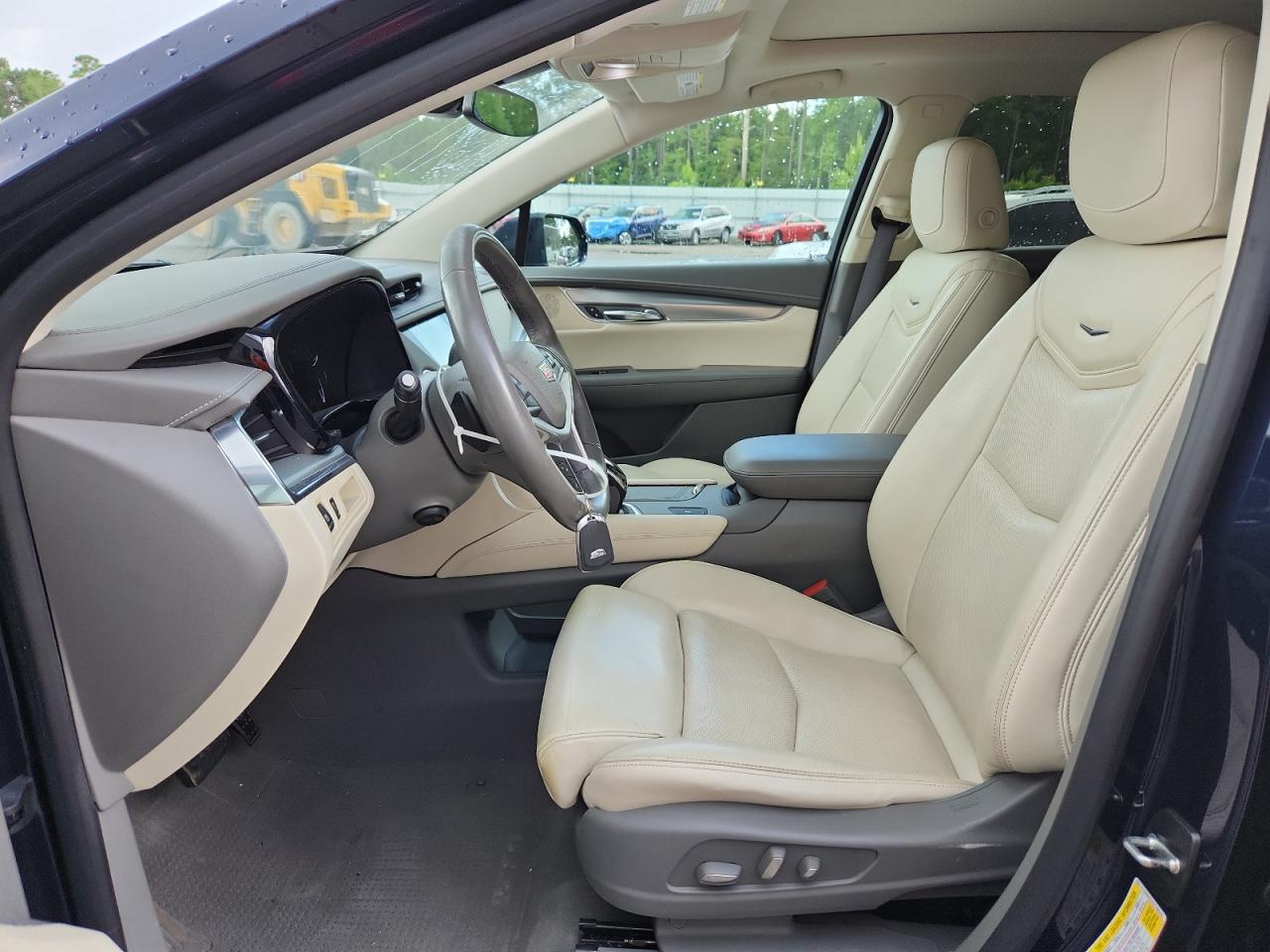 2017 Cadillac Xt5 Luxury VIN: 1GYKNBRS4HZ180594 Lot: 64843525