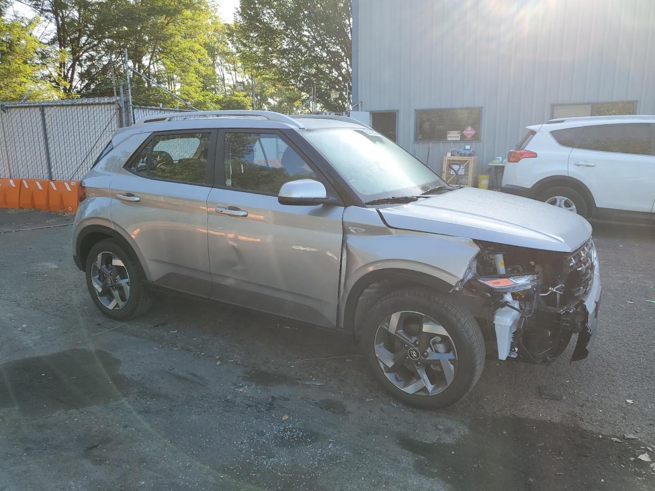 2025 Hyundai Venue Sel VIN: KMHRC8A39SU385300 Lot: 65056585