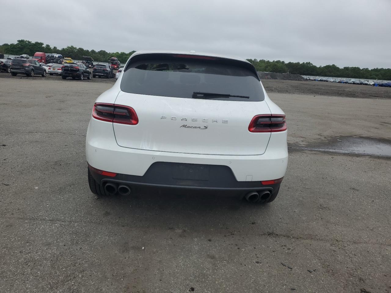 2015 Porsche Macan S VIN: WP1AB2A54FLB50168 Lot: 63098095